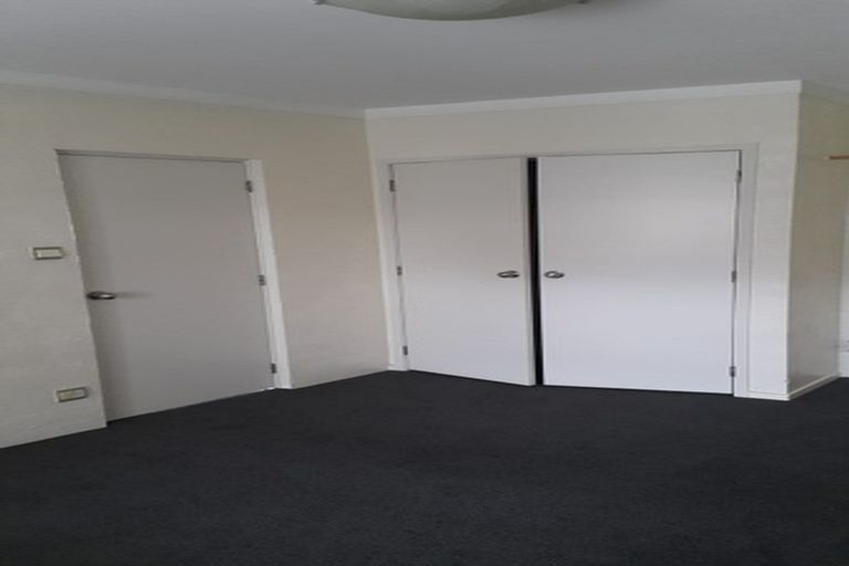 Photo of property in 14 Tatyana Place, Massey, Auckland, 0614