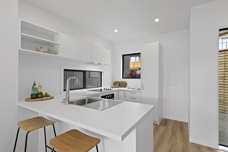 Photo of property in 9/33 Raukawa Street, Stokes Valley, Lower Hutt, 5019