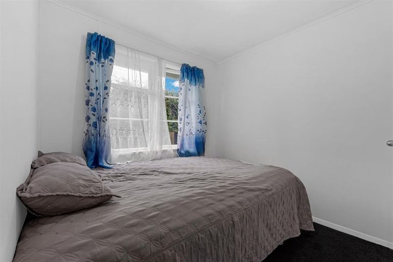 Photo of property in 11a Ellen Street, Manurewa East, Auckland, 2102