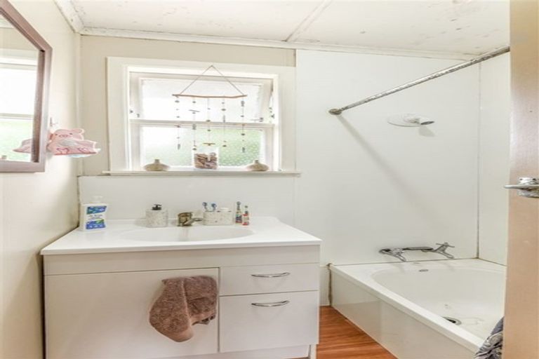 Photo of property in 39 Sala Street, Whakarewarewa, Rotorua, 3010