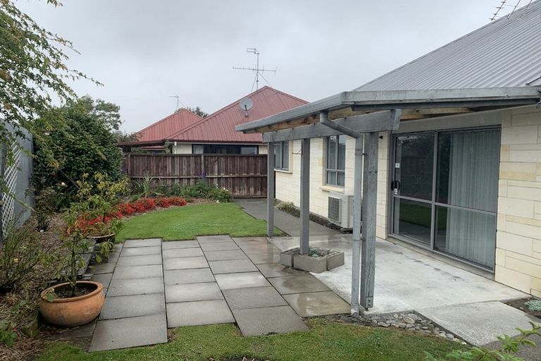 Photo of property in 77b Oxford Street, Hampstead, Ashburton, 7700