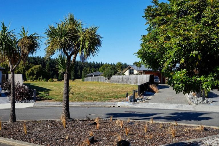 Photo of property in 9 Mcrae Gardens, Kaikoura Flat, Kaikoura, 7371