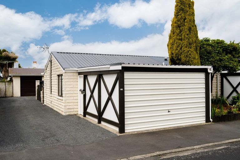 Photo of property in 19a Rutherford Street, Caversham, Dunedin, 9012