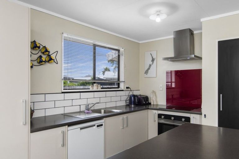 Photo of property in 19a Doncaster Drive, Papamoa Beach, Papamoa, 3118