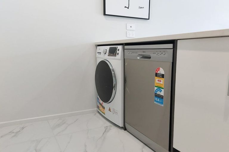 Photo of property in 115/124 Commerce Street, Frankton, Hamilton, 3204