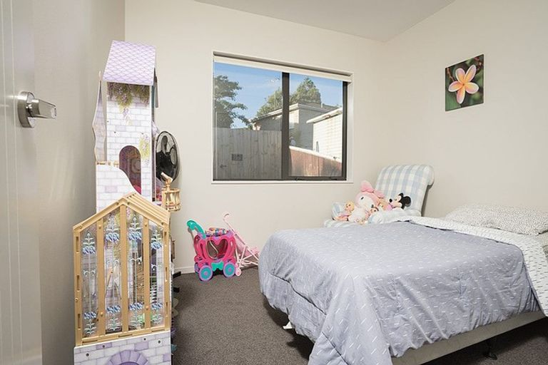 Photo of property in 43a Catkin Crescent, Papatoetoe, Auckland, 2025