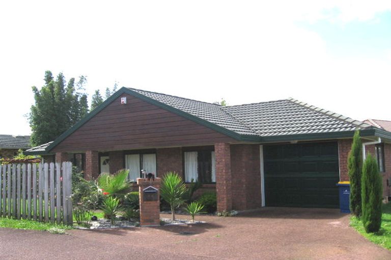 Photo of property in 14 Martin Jugum Lane, Ranui, Auckland, 0612