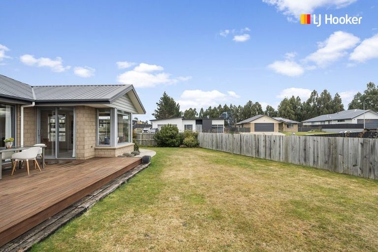 Photo of property in 79 Severn Street, Green Island, Dunedin, 9018