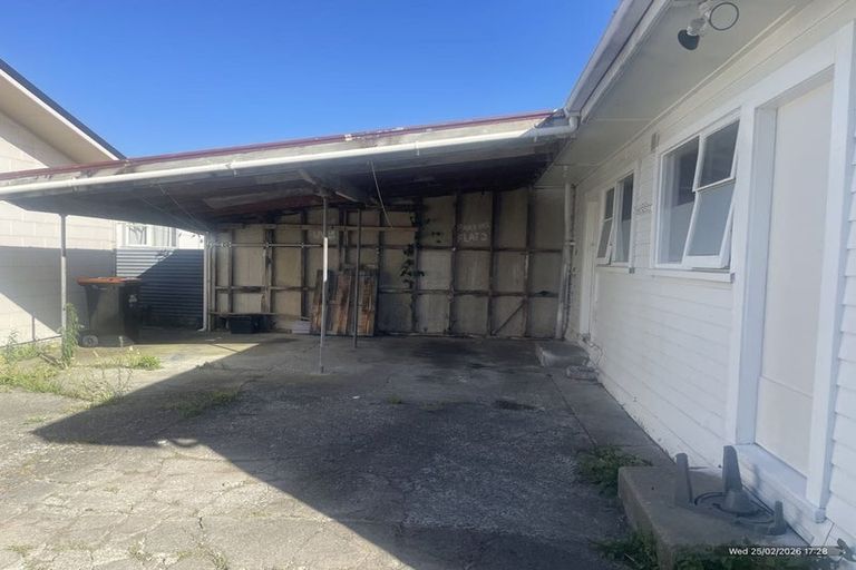 Photo of property in 1/11 Worcester Street, West End, Palmerston North, 4410