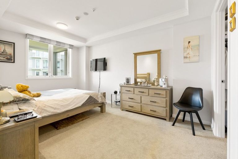 Photo of property in 148 Landmark Terrace, Orewa, 0931