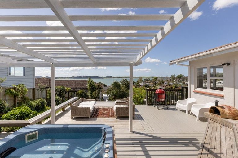 Photo of property in 19 Bramley Drive, Omokoroa, 3114