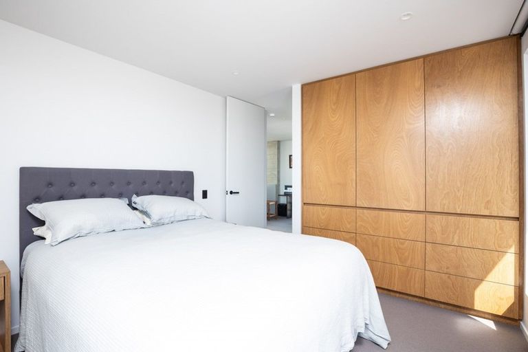 Photo of property in 5 Seaton Street, Strandon, New Plymouth, 4312