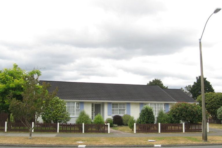 Photo of property in 32 California Drive, Totara Park, Upper Hutt, 5018