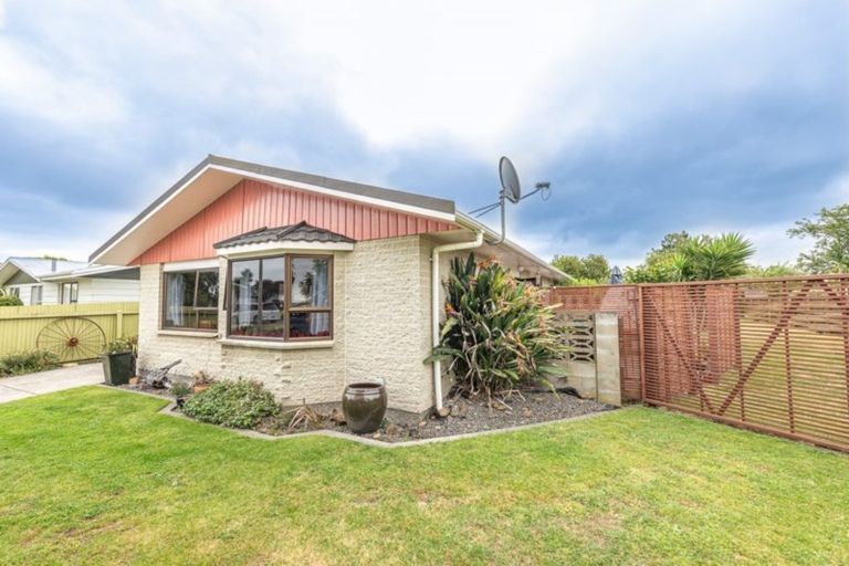 Photo of property in 10 Saunders Place, Gonville, Whanganui, 4501
