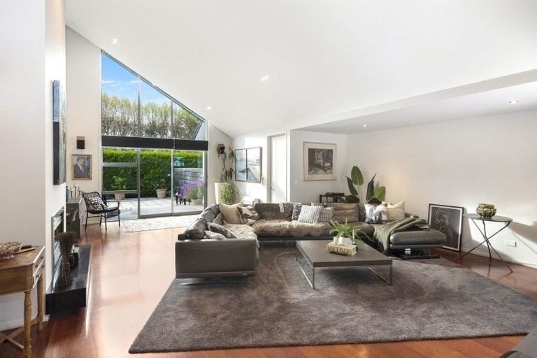 Photo of property in 569 Johns Road, Harewood, Christchurch, 8051