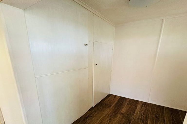 Photo of property in 156 Sunset Road, Unsworth Heights, Auckland, 0632