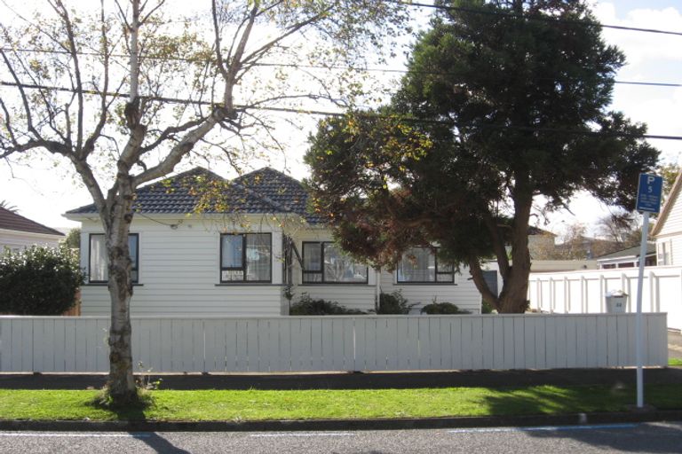 Photo of property in 32 Wheatley Street, Naenae, Lower Hutt, 5011