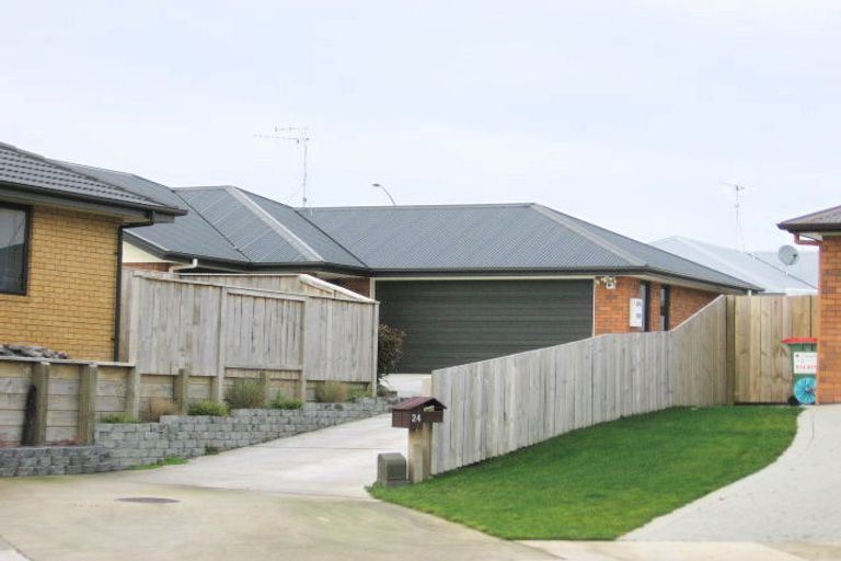 Photo of property in 24 Holford Place, Huntington, Hamilton, 3210