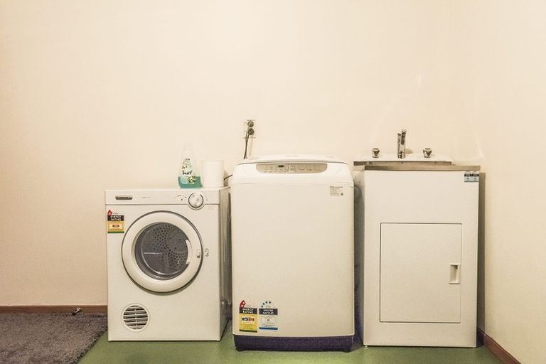 Photo of property in 35 Maxwell Street, Riccarton, Christchurch, 8041