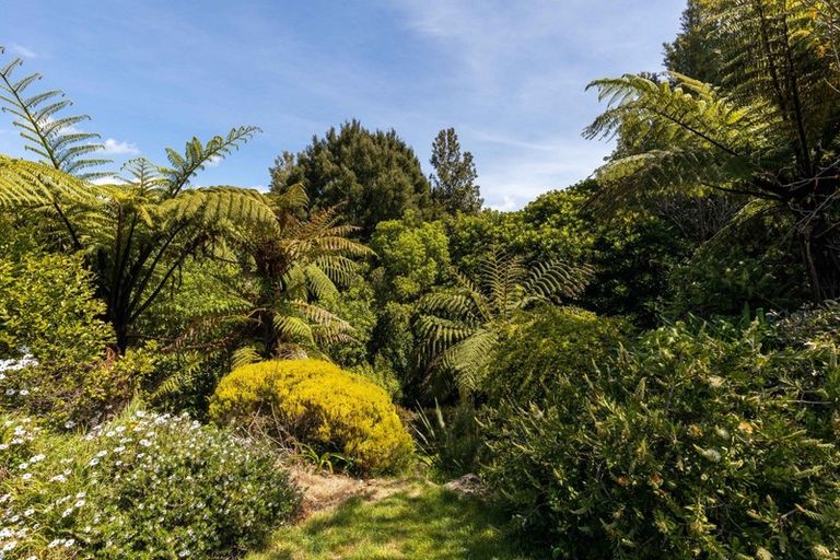 Photo of property in 10d Kinross Drive, Merrilands, New Plymouth, 4312