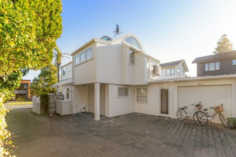 Photo of property in 75d Oceanbeach Road, Mount Maunganui, 3116