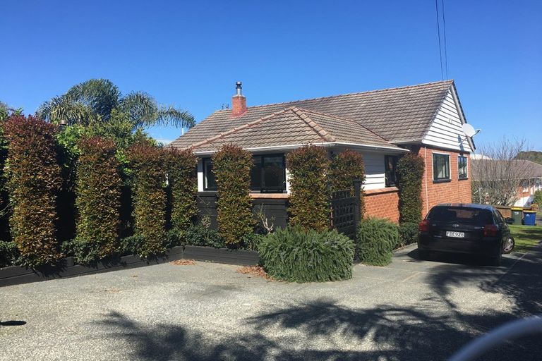 Photo of property in 261 Lake Road, Belmont, Auckland, 0622