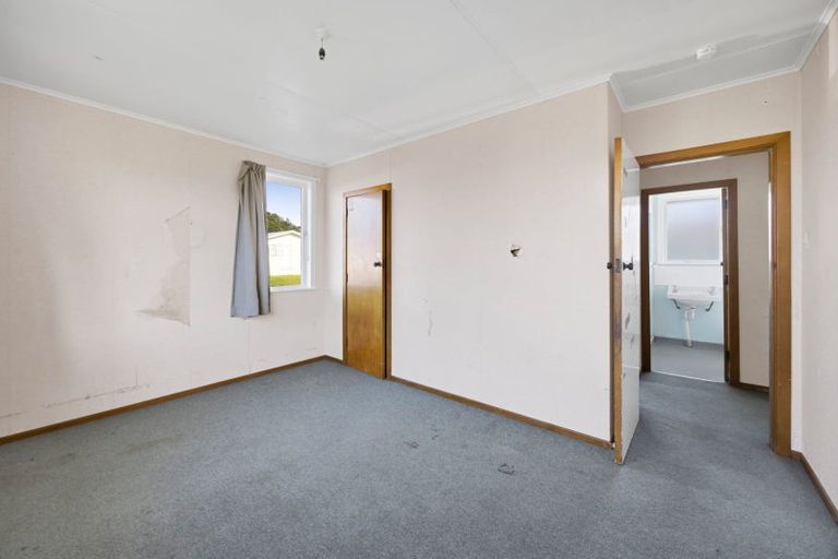 Photo of property in 44 Marama Crescent, Spotswood, New Plymouth, 4310