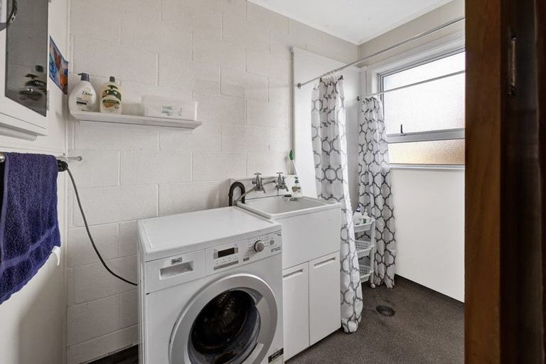 Photo of property in 42 Egmont Street, Hawera, 4610