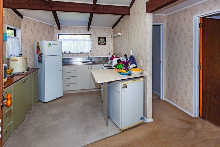 Photo of property in 118 Everitt Crescent, Whangamata, 3620