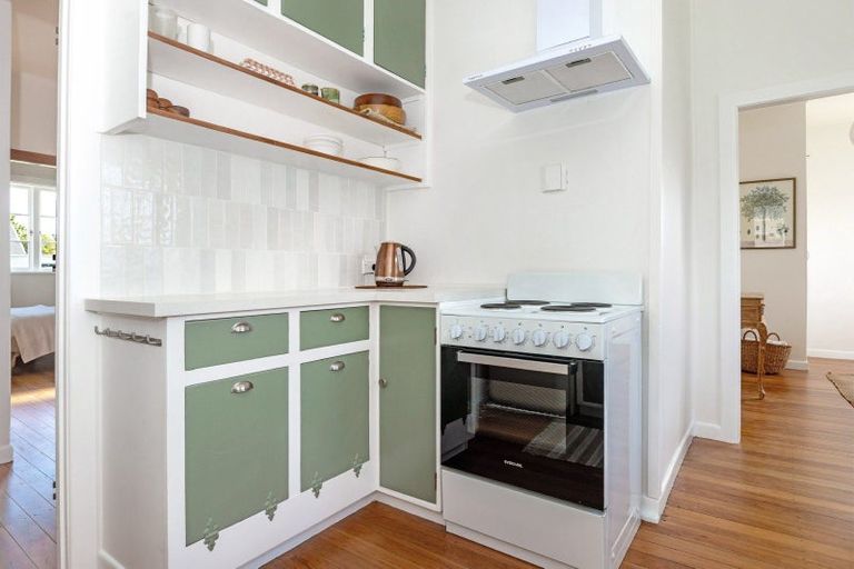 Photo of property in 8 Macdonald Street, Te Hapara, Gisborne, 4010