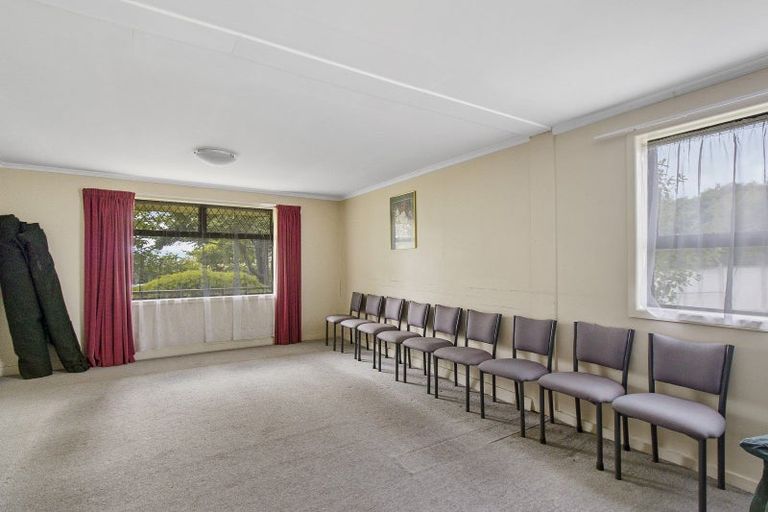 Photo of property in 82 Avenue Road, West End, Timaru, 7910