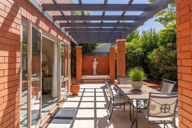 Photo of property in 20a Camrose Place, Ilam, Christchurch, 8041