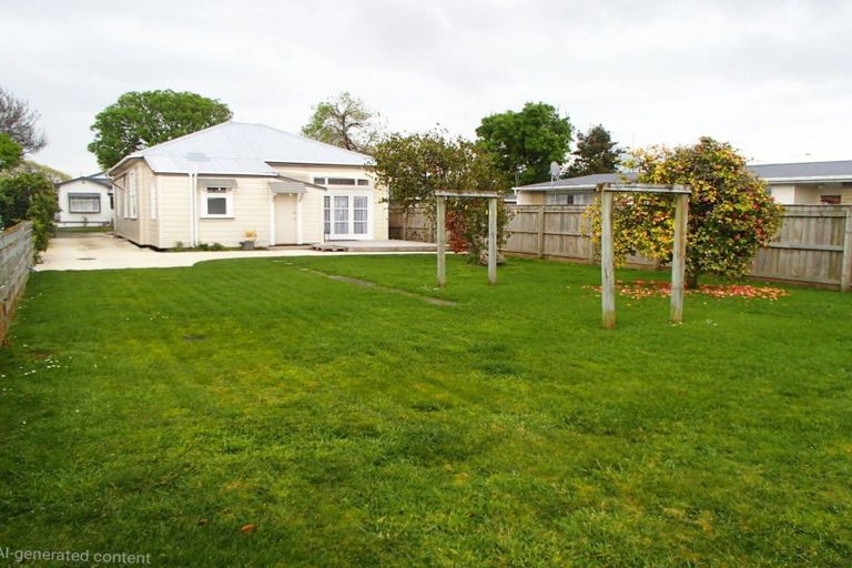 Photo of property in 11 Ada Street, Hokowhitu, Palmerston North, 4410