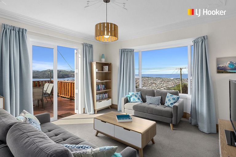 Photo of property in 118 Forfar Street, Clyde Hill, Dunedin, 9011