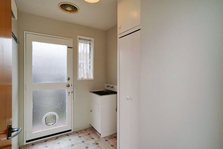 Photo of property in 1/69 Denise Crescent, Hornby, Christchurch, 8042