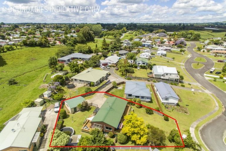 Photo of property in 32 Hayward Court, Te Puke, 3119