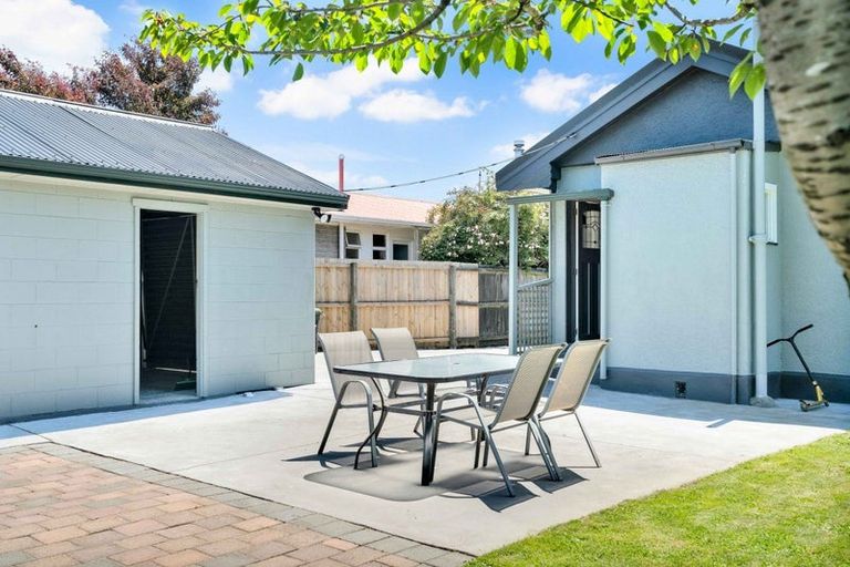 Photo of property in 20 Coopers Road, Dallington, Christchurch, 8061