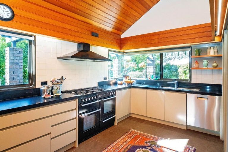 Photo of property in 3 Ross Place, Greenmeadows, Napier, 4112