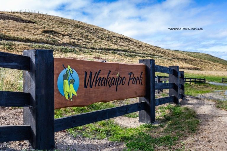 Photo of property in 27 Olsen Place, Kinloch, Taupo, 3385