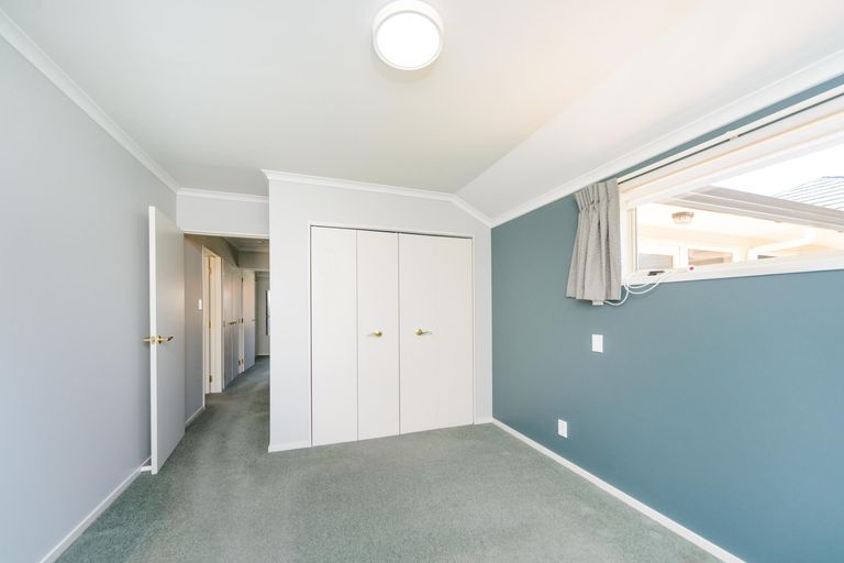 Photo of property in 9 Foxtail Fern, Kelvin Grove, Palmerston North, 4414