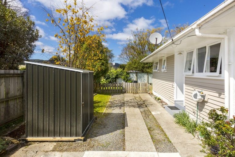 Photo of property in 4/6 Ruahine Street, Trentham, Upper Hutt, 5018