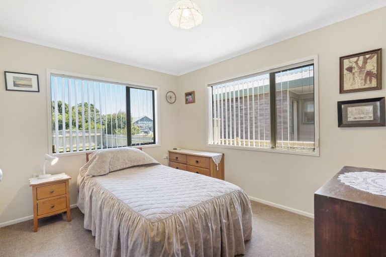 Photo of property in 13 Tasman Street, Opunake, 4616