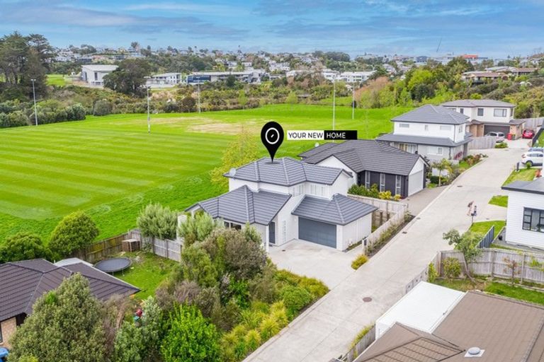 Photo of property in 1 Pae Moana Place, Stanmore Bay, Whangaparaoa, 0932