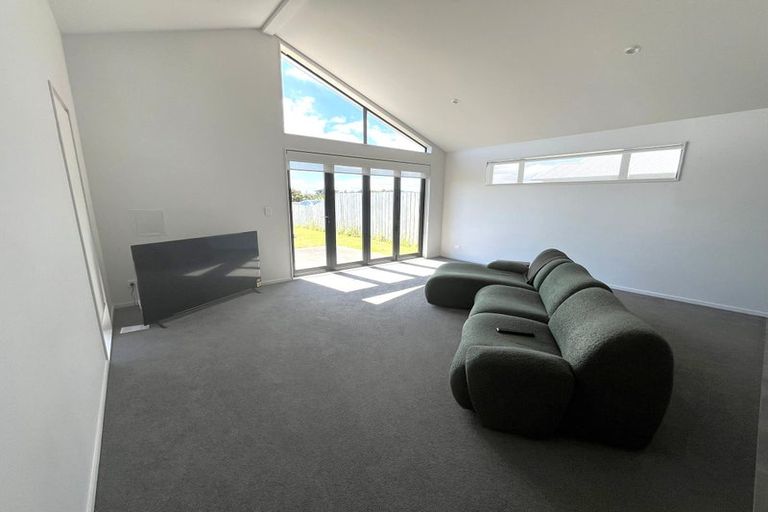 Photo of property in 9 Wheriko Avenue, Glenbrook, 2681