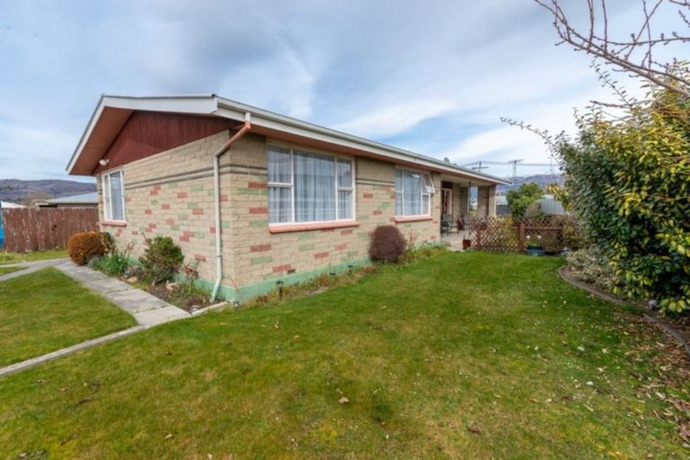 Photo of property in 6 Campbell Street, Alexandra, 9320