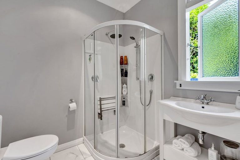 Photo of property in 159 Coronation Avenue, Welbourn, New Plymouth, 4310