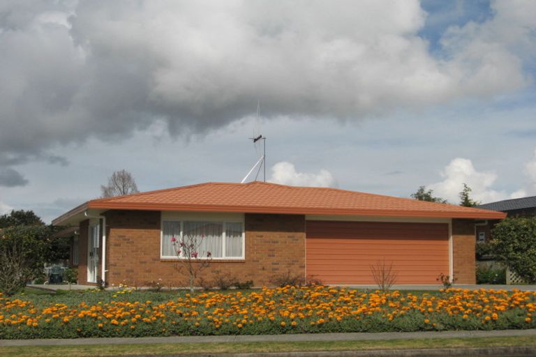 Photo of property in 16 Elm Place, Tikipunga, Whangarei, 0112