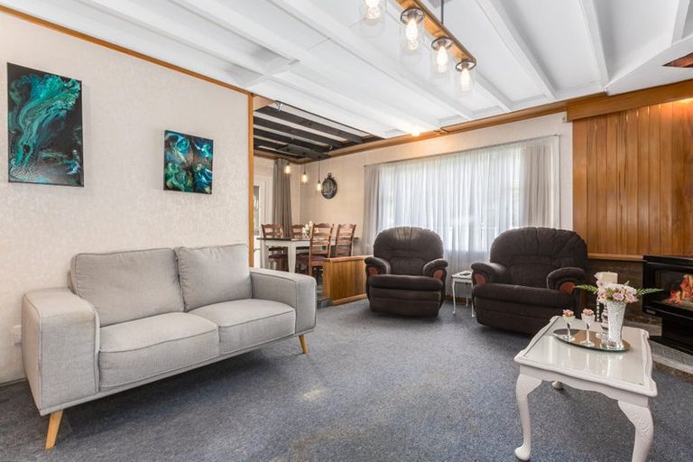 Photo of property in 46 Peel Place, Wainuiomata, Lower Hutt, 5014