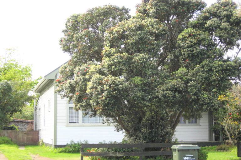 Photo of property in 52 Caius Avenue, Gonville, Whanganui, 4501