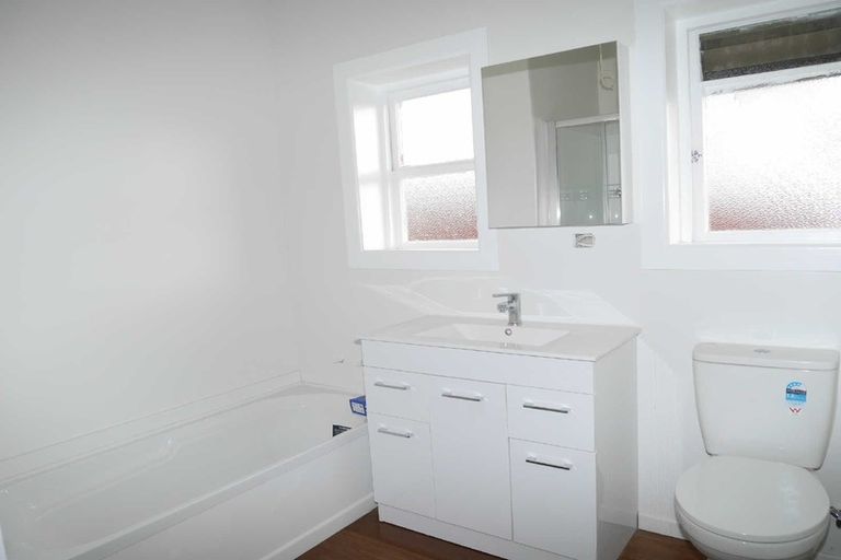 Photo of property in 30 Michael Road, Paraparaumu Beach, Paraparaumu, 5032